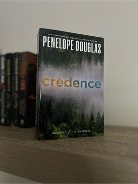 NEW Credence - Penelope Douglas paperback📚